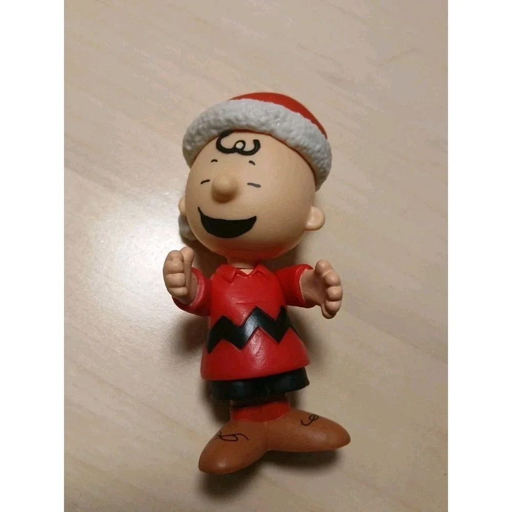 Charlie Brown Mixed Christmas Figure Lot